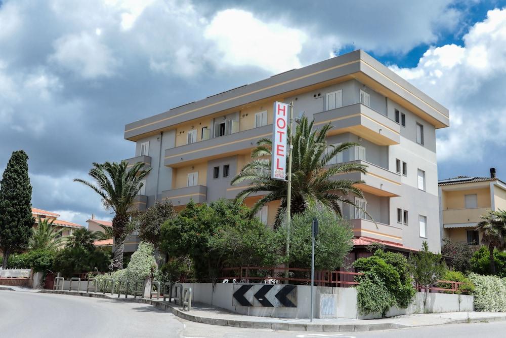 Hotel Mistral アルゲーロ エクステリア 写真